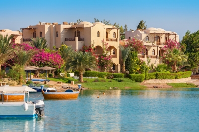 Lagune von El Gouna in Ägypten (Andrei Nekrassov / stock.adobe.com)  lizenziertes Stockfoto 
Infos zur Lizenz unter 'Bildquellennachweis'